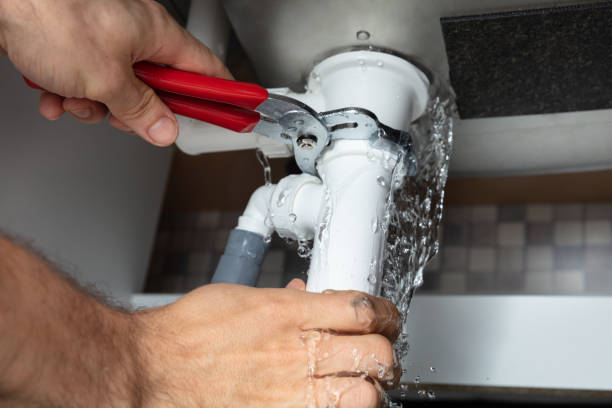 Best Emergency water damage restoration  in Kealakekua, HI